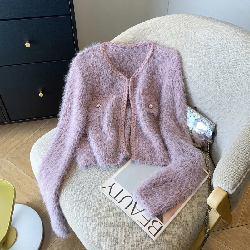 Тонкое пальто из искусственного меха во французском стиле женское зимнее 2025 года