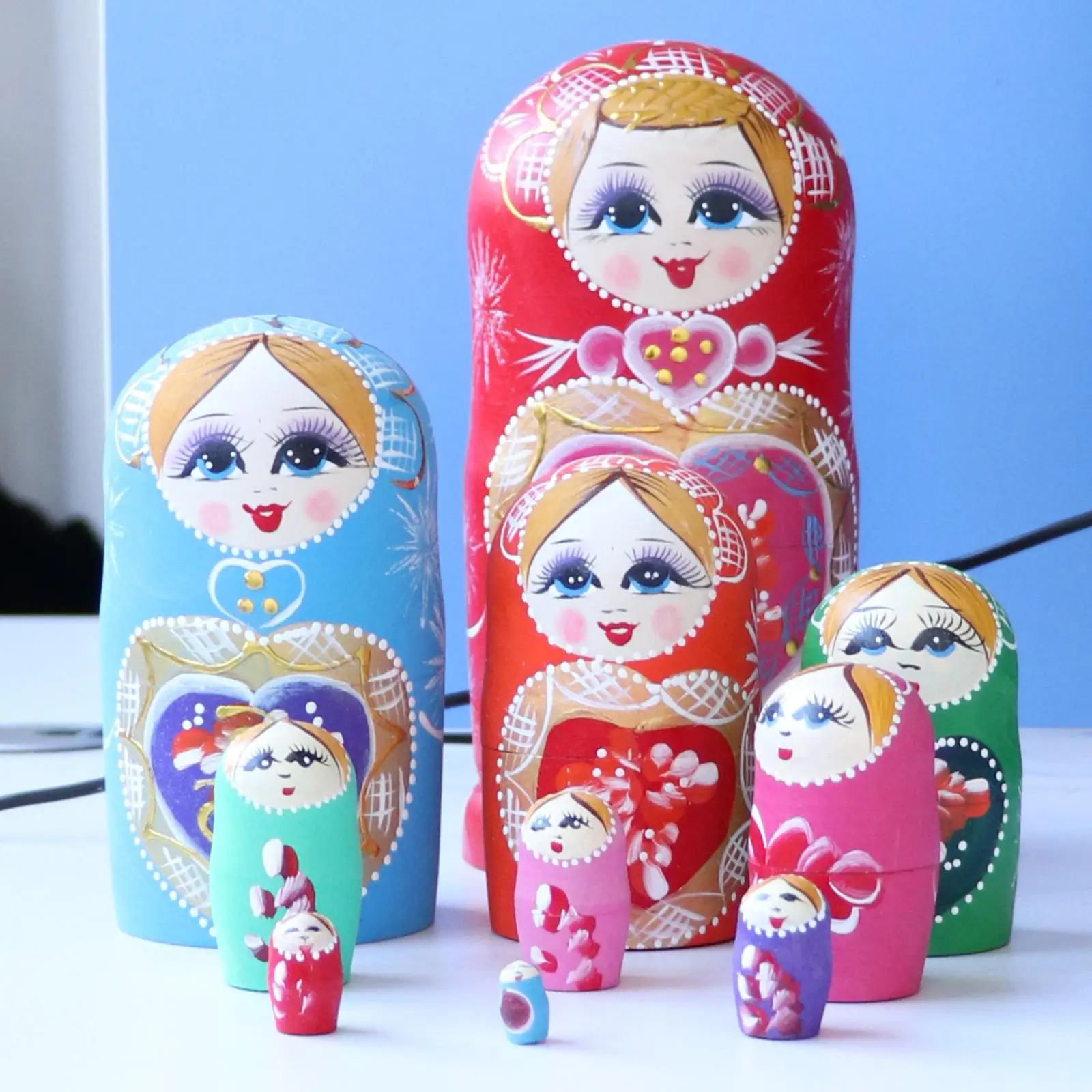 

10 Pieces Wooden Russian Nesting Dolls Collectible Matryoshka Toy