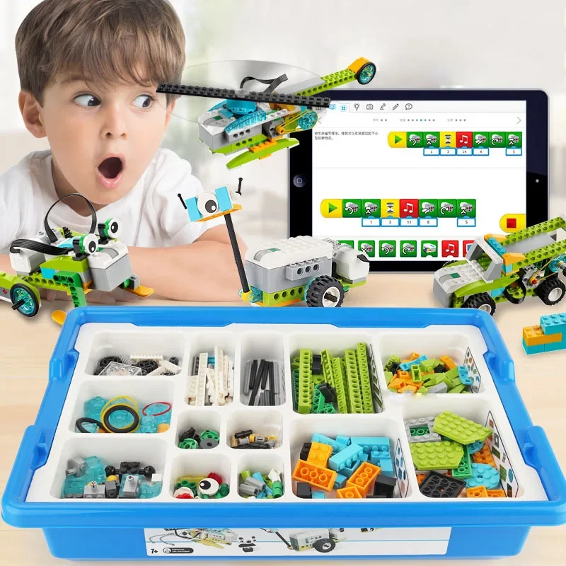 Фото НОВЫЙ технический образовательный набор WeDo 2.0 Core, строительные блоки с книгой, детали для самостоятельного изготовления 45300, Scratch 3,0, детские игрушки, рождественские подарки №5