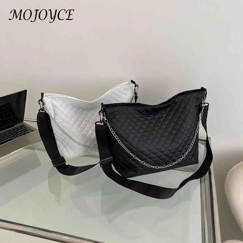 

Женская сумка-мессенджер с ромбовидным узором, на цепочке