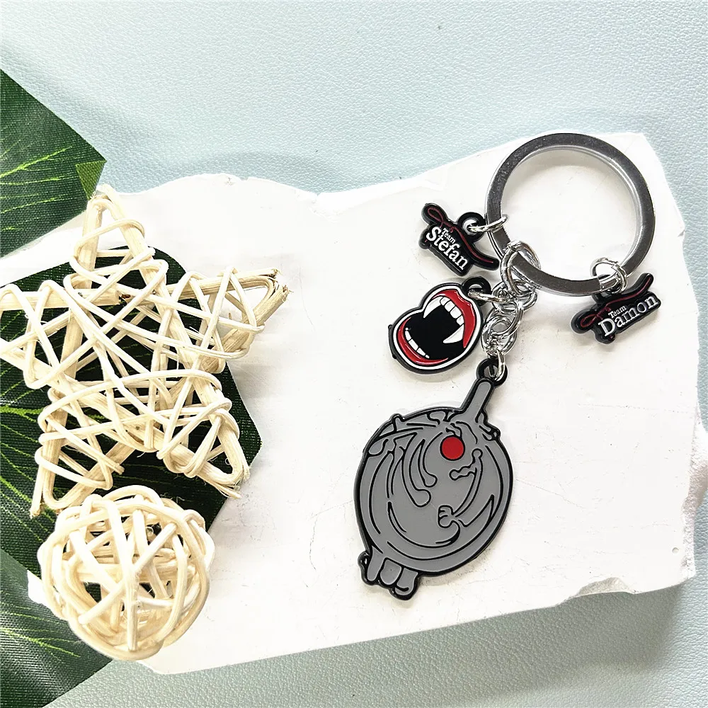 JYYH фантазийный фильм и телевидение периферийный брелок Модные металлические