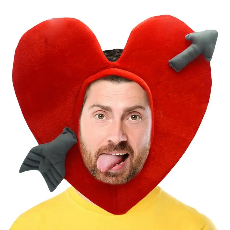 

Плюшевые шапки-сердца Liilaimic