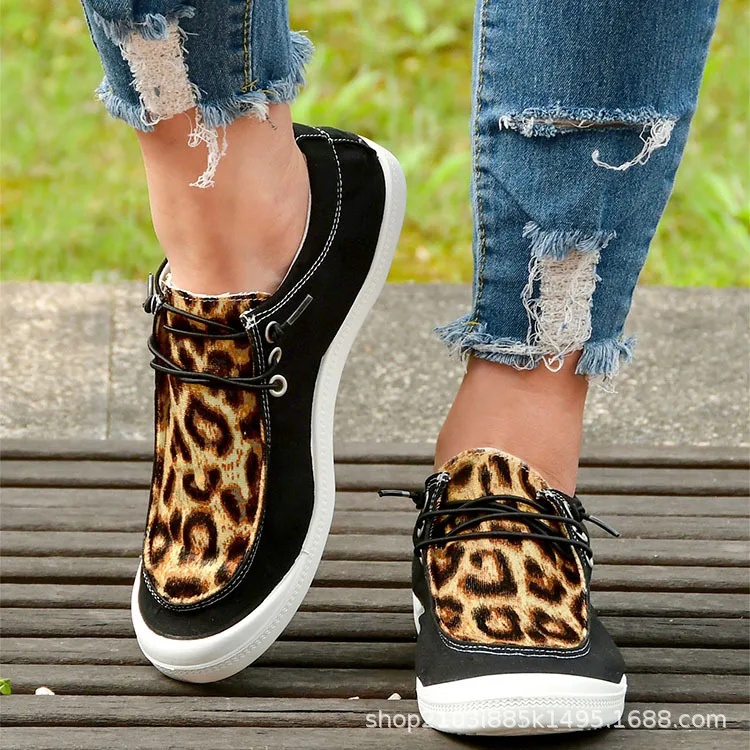 

2022 Canvas Breathable Flats Shoes Women's Fashion Sneakers Soft Sole Casual Sneakers Slip-on Plus Size Ladies Vulcanized Shoes