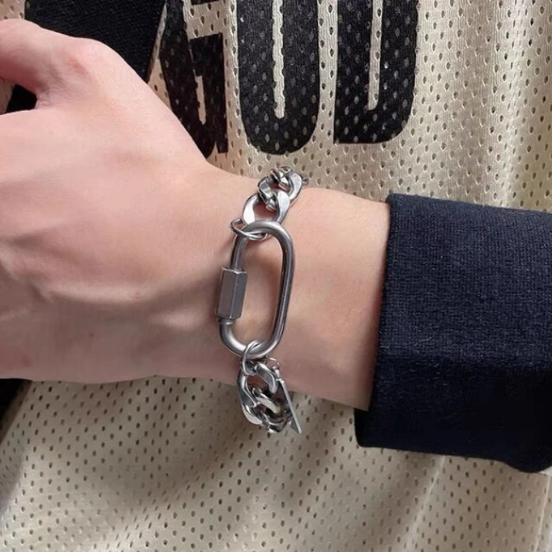 

2022 Trendy European Stainless Steel Cuba Chain Bracelet For Men Vintage Climbing Carabiner Bracelet Women Jewelry YZ-01