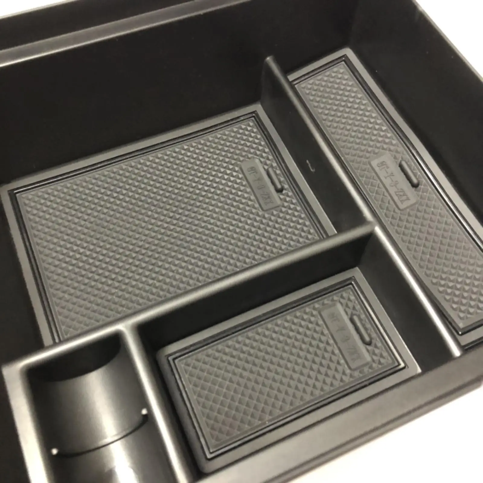 Центральный лоток-органайзер скрытая вставка для модели 3.