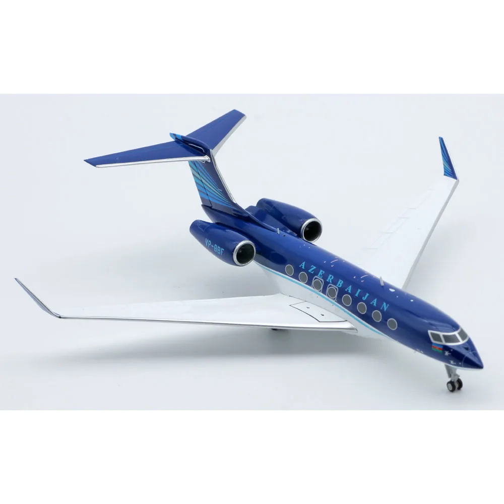 Коллекционный самолет из сплава LH2291 подарок JC Крылья 1:200 Азербайджан Gulfstream G650