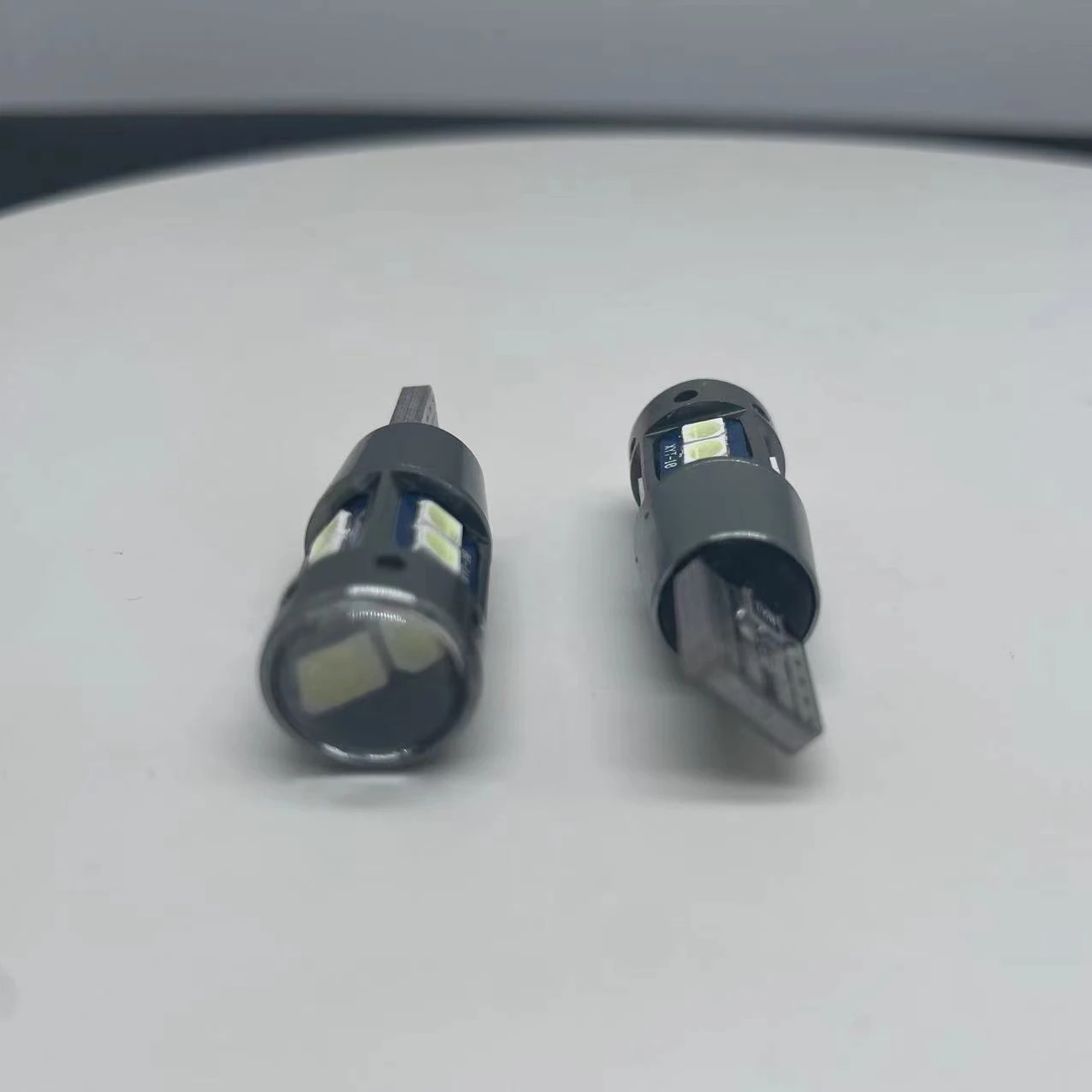 2 шт. Автомобильные светодиодные лампы T10 W5W 168 192 10smd 12 В