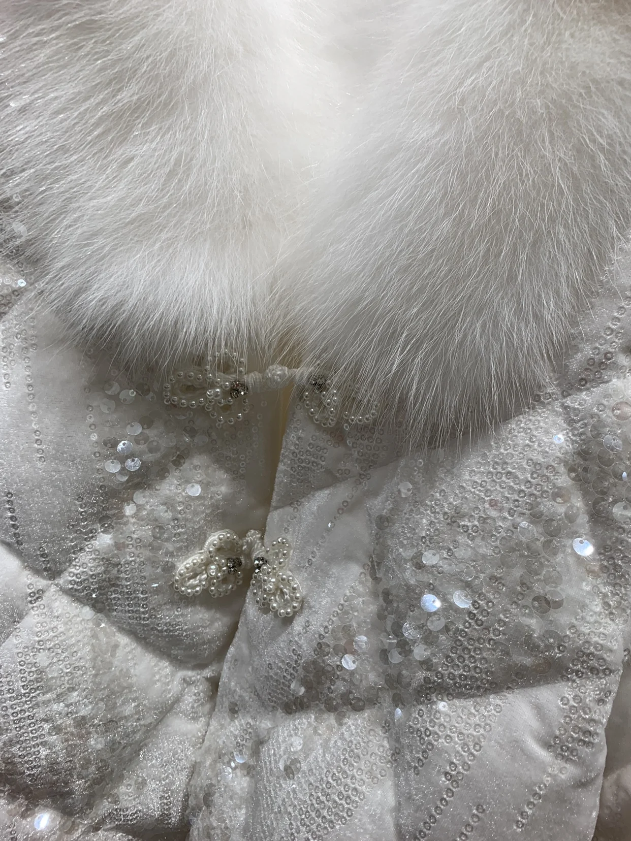 Luxury Woman V-neck Velvet Sequin Stitching Fox Fur Down Coat 2022 Winter New Women's Detachable Two-Way Jackets Feminino