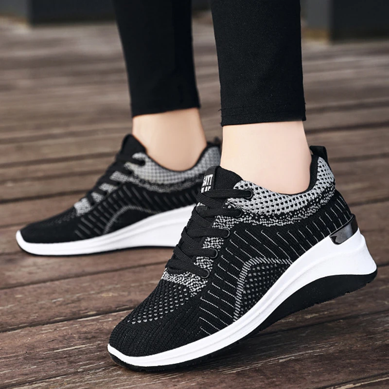 

Women 2022 Sneakers Lace Up Shoes For Women Comfortable Women Casual Shoes Plus Size Breathable Tenis Feminino Female Footwear