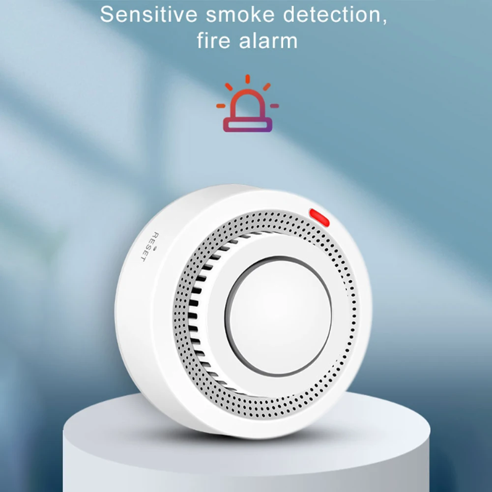 

Smart WiFi Smoke Detector High Sensitivity Alarm Wireless Fire Protection Household Fireproof Mobile Control 80x38x52mm