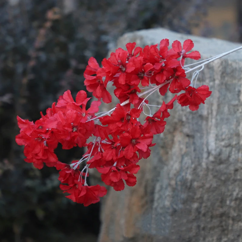 

Искусственные белые шелковые гвоздики 90 см