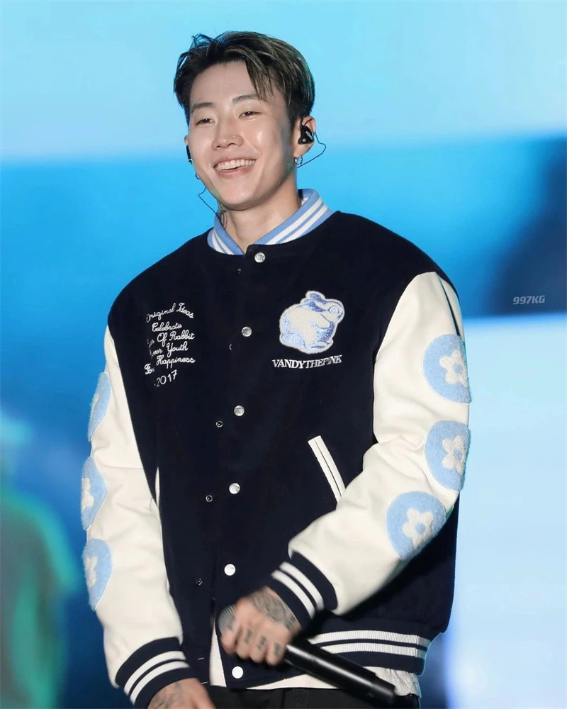 Винтажная бейсбольная куртка Vandythepink с вышивкой