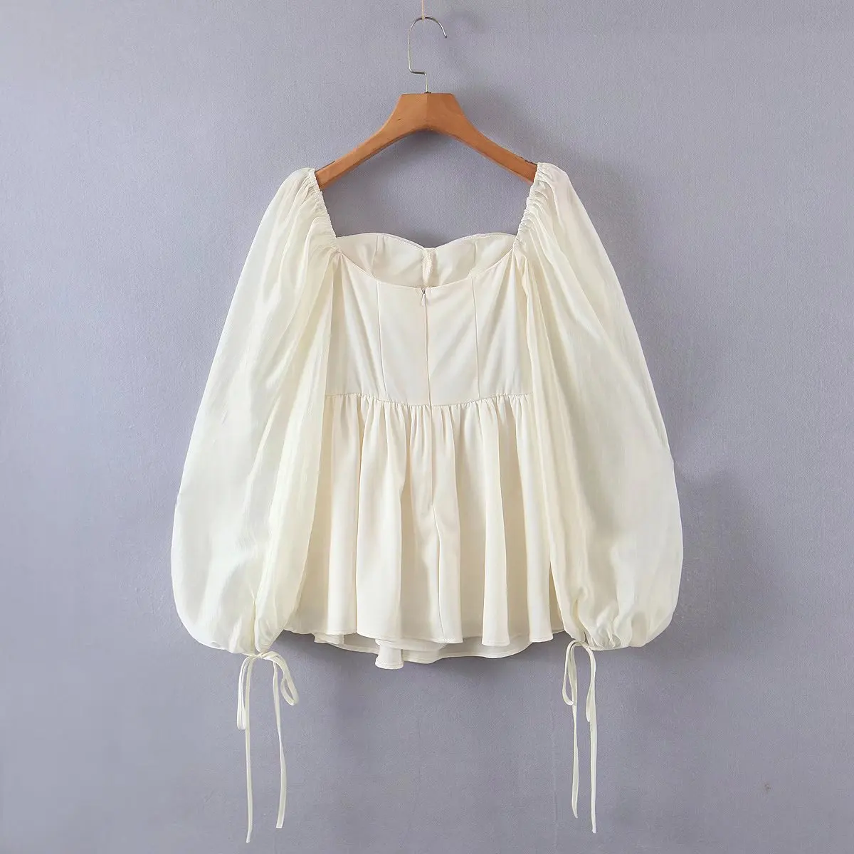 

Женское платье с рукавами-фонариками, бежевое элегантное плиссированное платье с квадратным вырезом, приталенное платье в нишевой стиле, в...