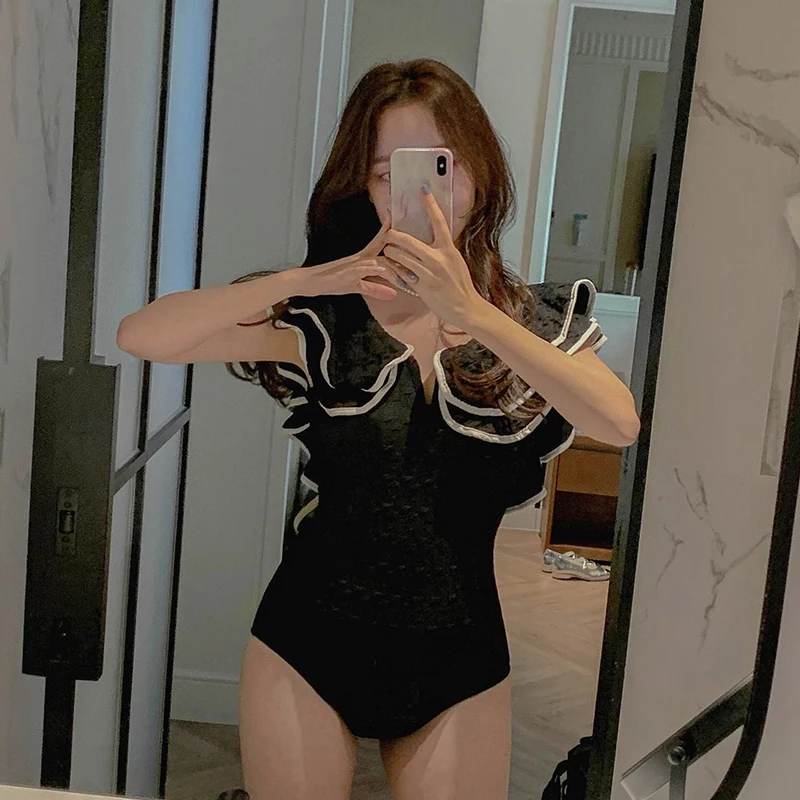 

Женский слитный купальный костюм с оборками, черный купальный костюм, пляжная одежда в Корейском стиле, новинка 2023