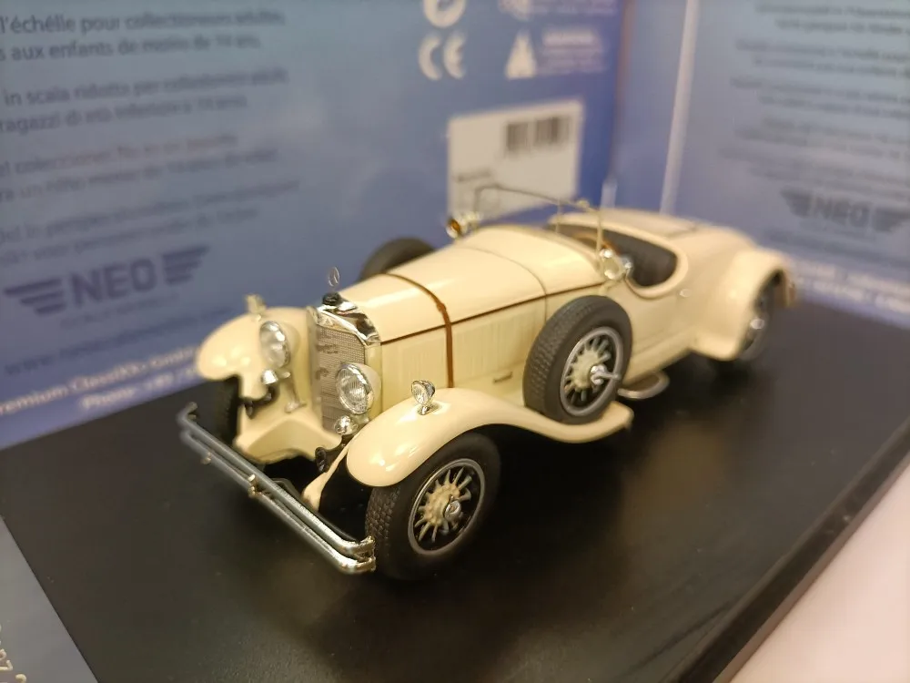 

Neo 1:43 Mercedes Benz 24/100/140 PS Roadster 1926 Classic Car Limited Edition Resin Metal Static Car Model Toy Gift