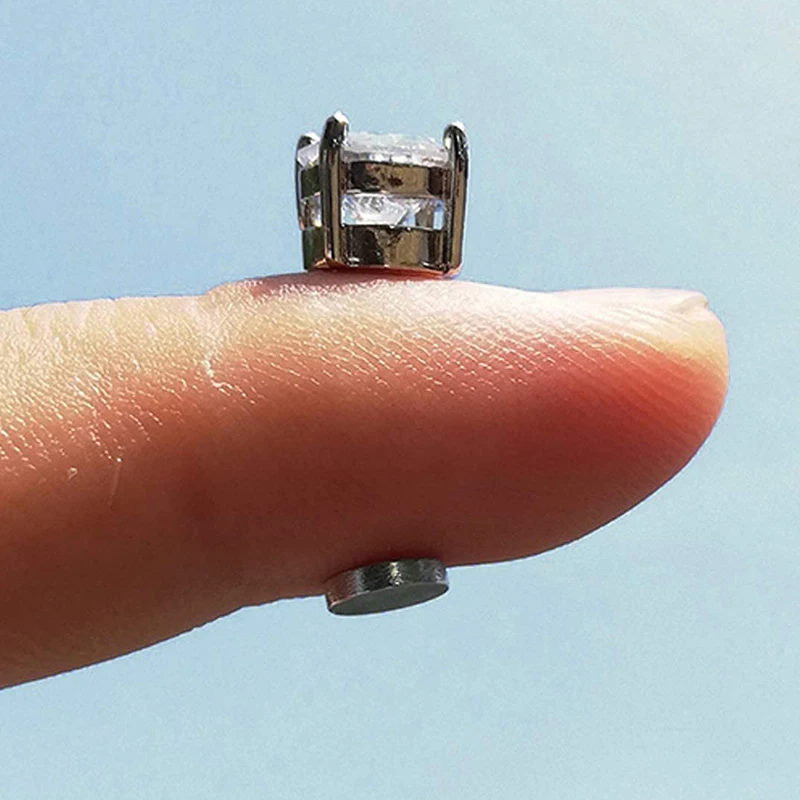 Серьги-гвоздики магнитные из хирургической стали 8 мм 1 шт. |