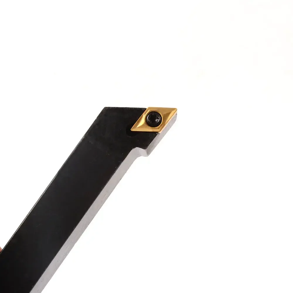 Токарный инструмент DCMT070204 UE6020 12x10 0 мм