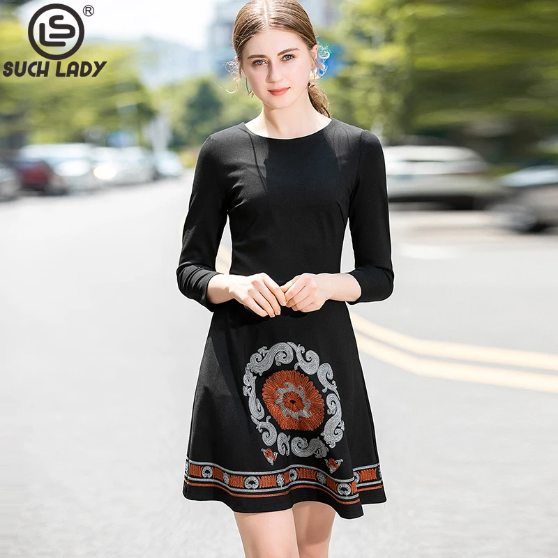 Women's Runway Dress O Neck Long Sleeves Embroidery Fashion A Line Casual Dresses Vestidos