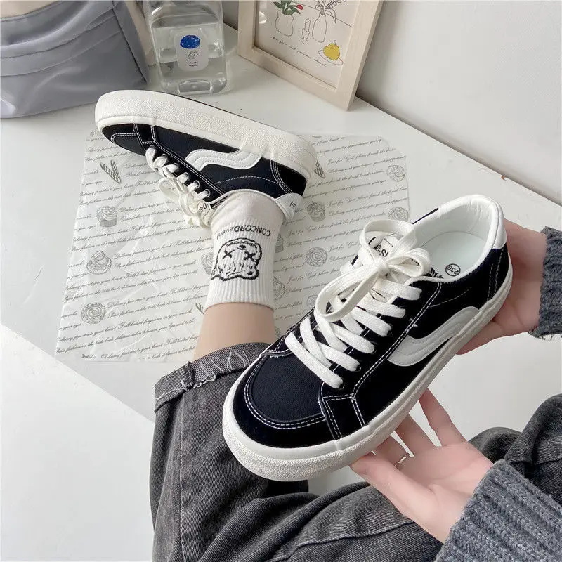 QWEEK Japanese White Platform Flat Women's Sneakers Spring 2022 New Sports Canvas Vulcanize Casual Shoes Korean Tennis Running