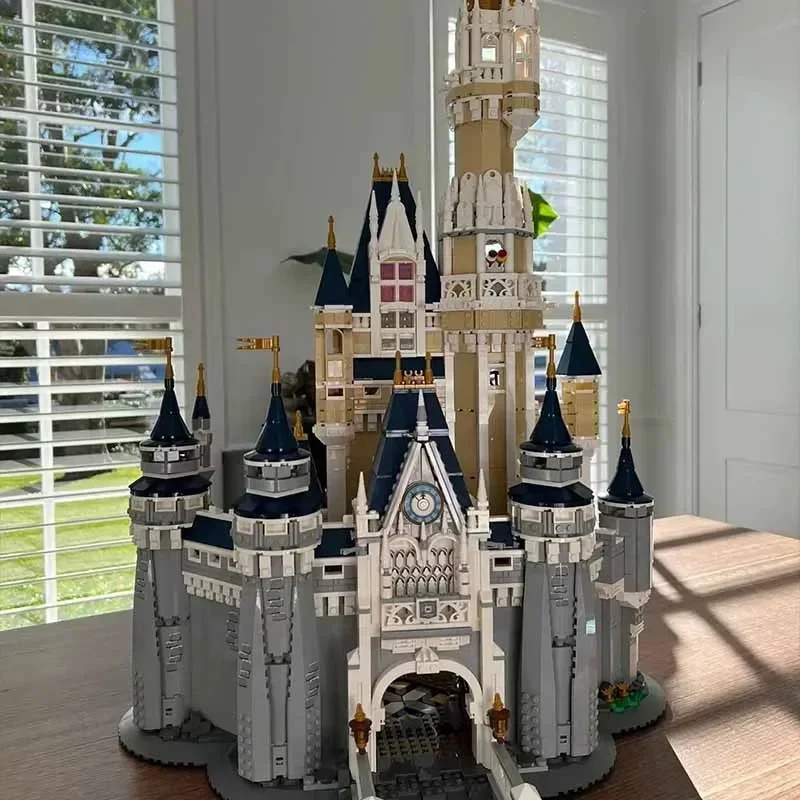 

NEW 4080PCS Princess Castle Modular Building Blocks Bricks Educational Toys For Kids Christmas Birthday Gifts Compatible 71040