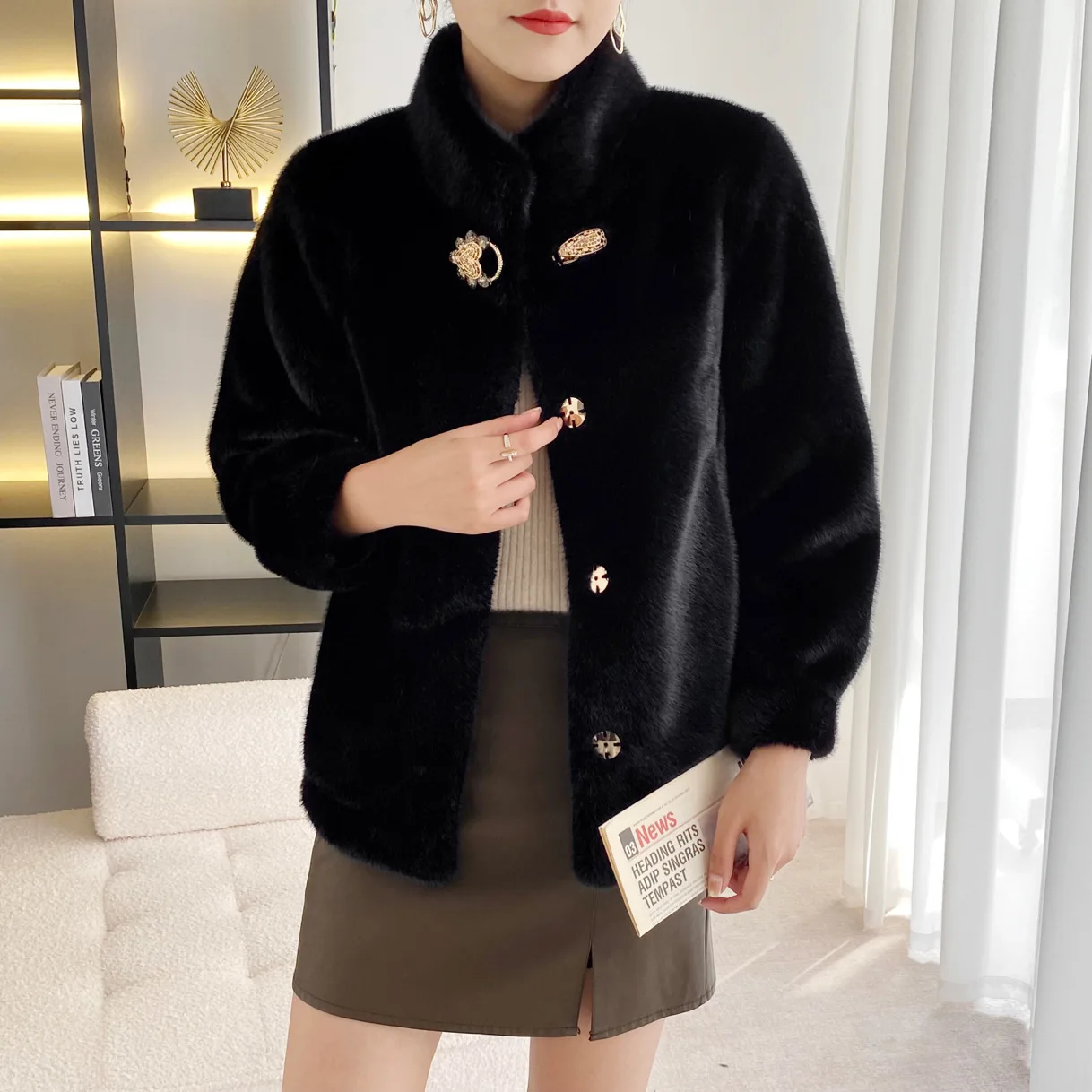 2022 New Winter Faux Fur Coat Famale Clothing High Quality Casual Loose Thick Warm Mink Fur Jacket Women White Black Top Parkas