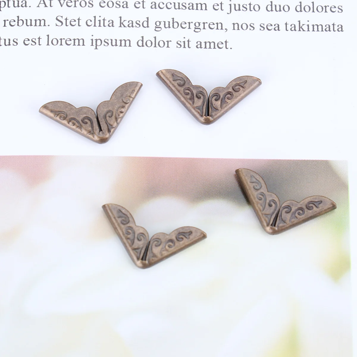 

100 шт. 14 мм самодельные альбомные папки альбом для вырезок для рукоделия античный бронзовый защитный уголок для книг