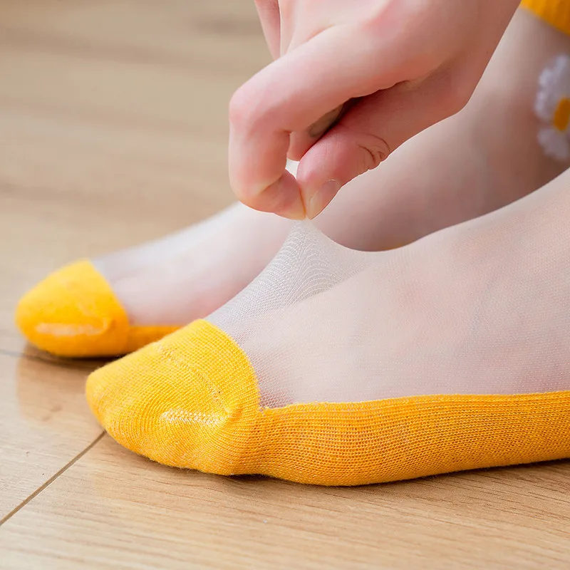 5Pairs Summer Women Socks Crystal Silk Daisy Sock Invisible Breathable Casual Socks Comfortable Cotton Ankle Sock for Women