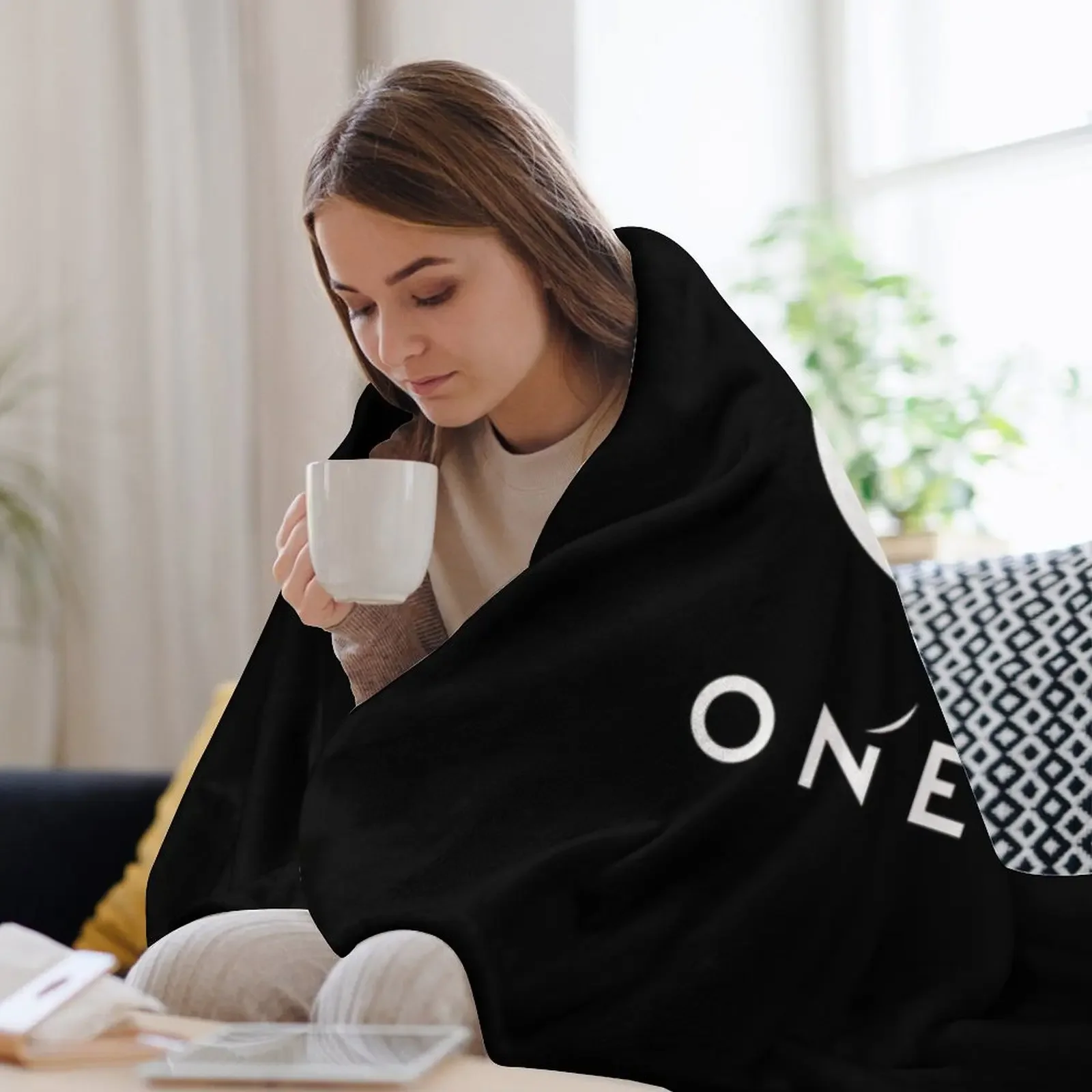 Классическая футболка KPOP BOY GROUP ONEUS LIGHT США одеяло для пикника забавный подарок