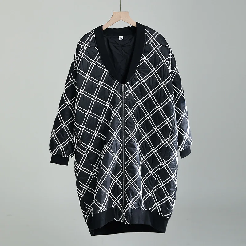 2023 Long Parkas Padded Jackets Retro Women Rhombic V-neck Black Medium Loose Lazy Style Bright Line Contrast Color Cotton Coat