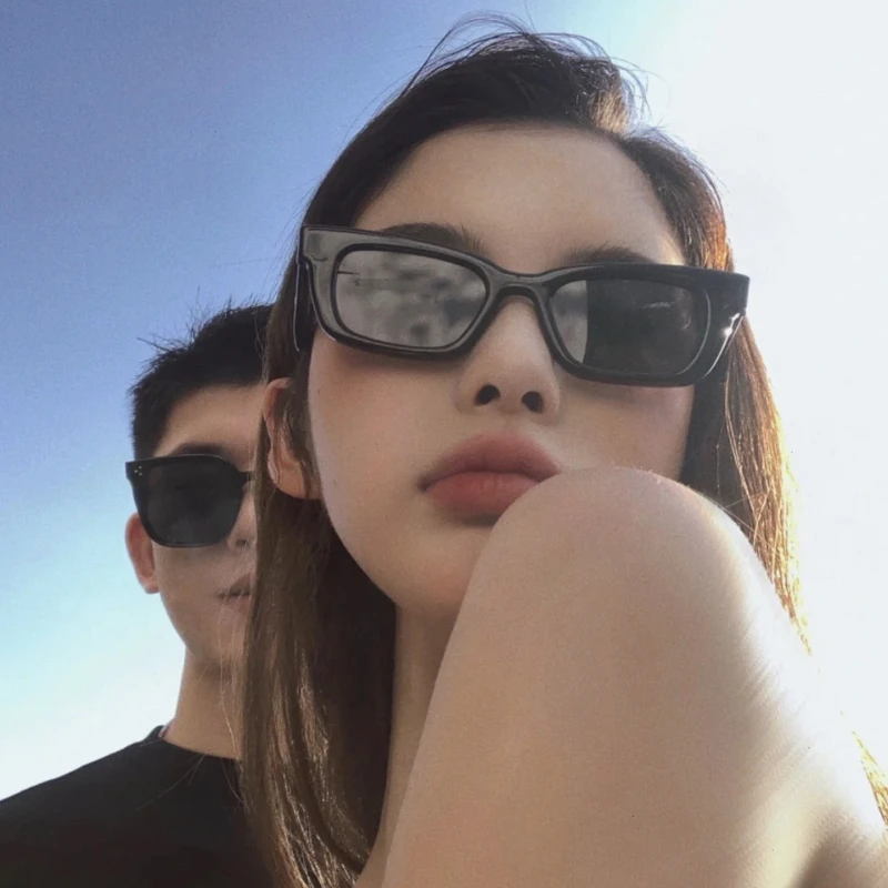 

Vintage Black Square Sunglasses Famous Brand Small Rectangle Sun Glasses Jennie Style Hip Pop Eyeglasses Female Oculos De Sol