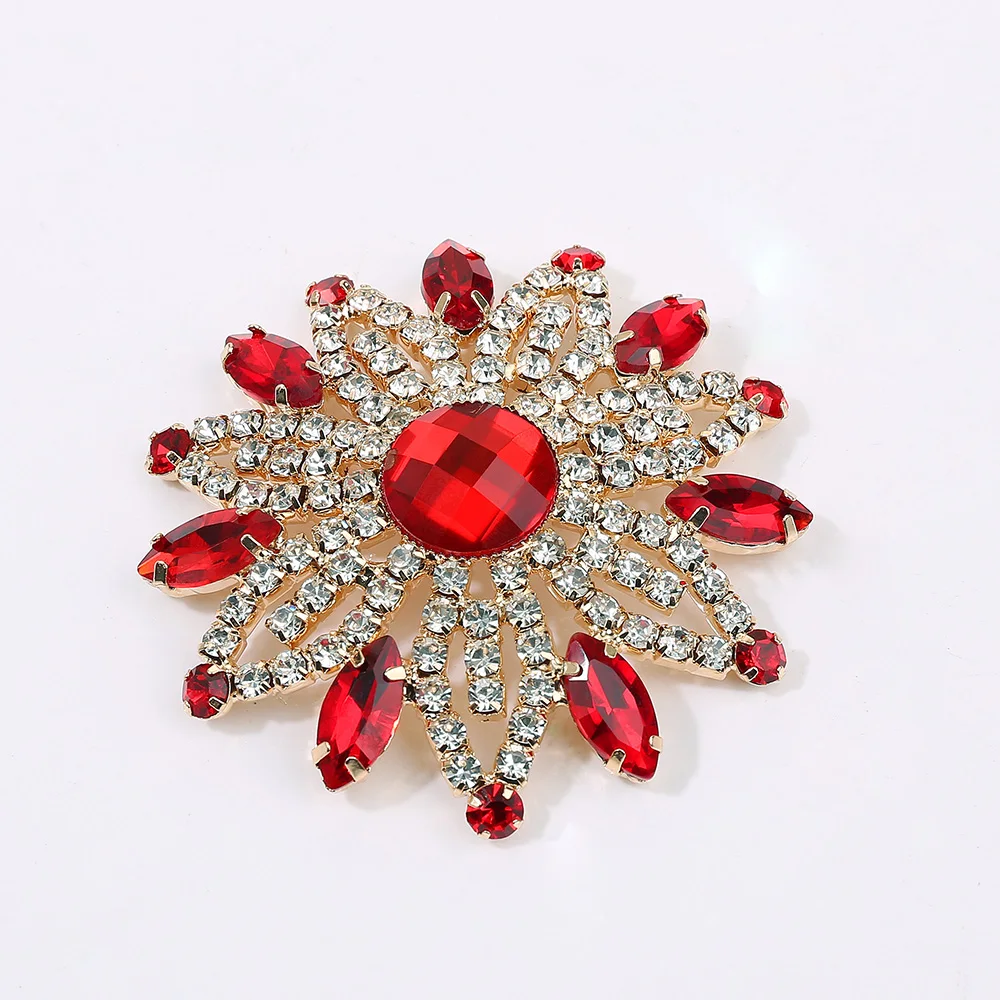 Sexy Women Crystal Nipple Covers Reusable Metal Breast Nipple Pasties Self Adhesive Bra Pad Rhinestone Body Breast Accessories