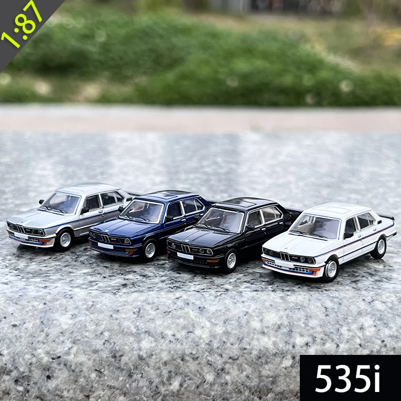 

Модель автомобиля из смолы BREKINA 1/87 535i E12