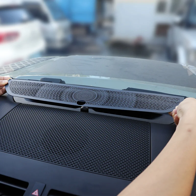 

For 20-22 Land Rover Defender dashboard air outlet anti-blocking grille decorative stickers black car interior accessories