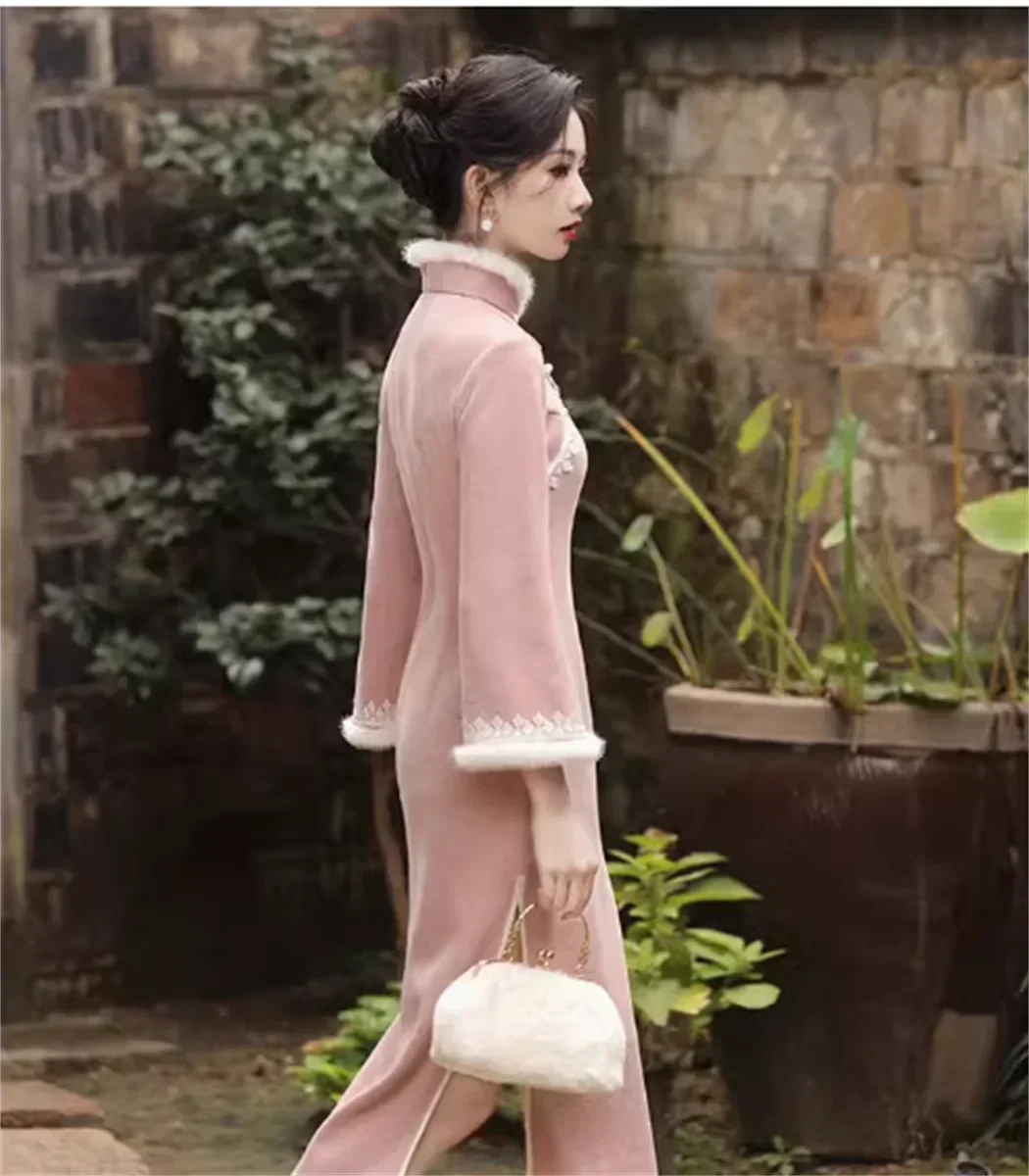 Зимнее традиционное китайское платье чонсам женское розовое плотное восточное