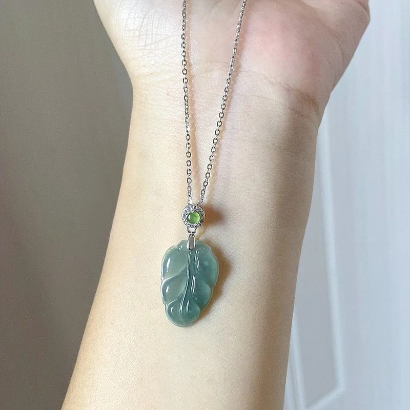 Натуральный гуатемальский высокопрозрачный небесно-голубой/фотосиний резной