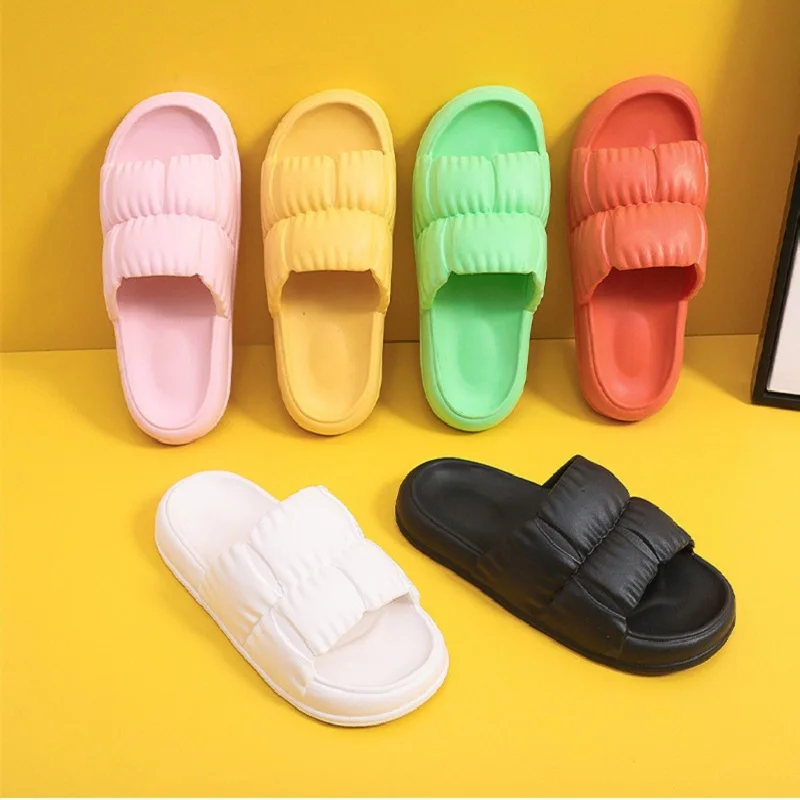 

2022 Summer Womens Slippers Couple Sandals Beach Slides Cartoon Bear Flip Flops Men's Thick Sole Indoor Bathroom Anti-slip Shoes
