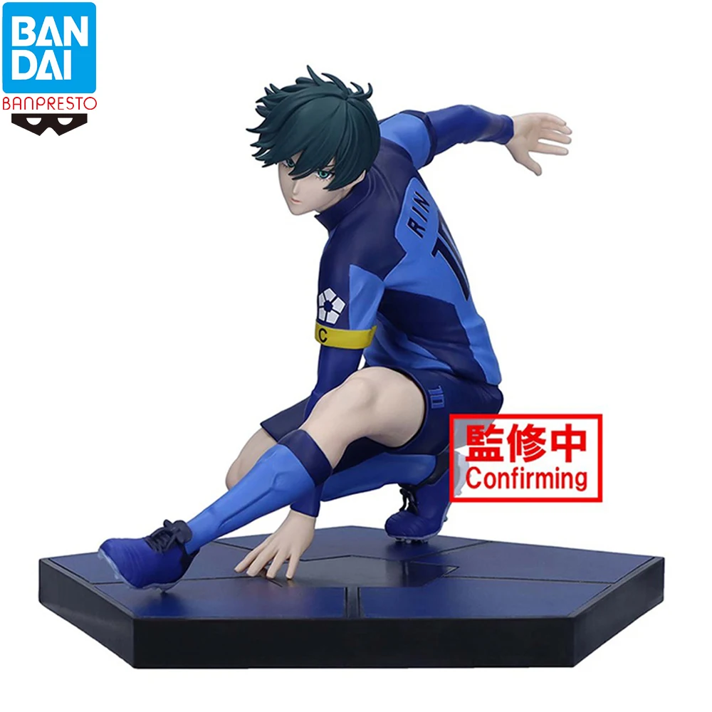 Оригинальная кукла BANDAI Banpresto Blue Lock Itoshi Rin 16 см Коллекционная аниме-фигурка модель