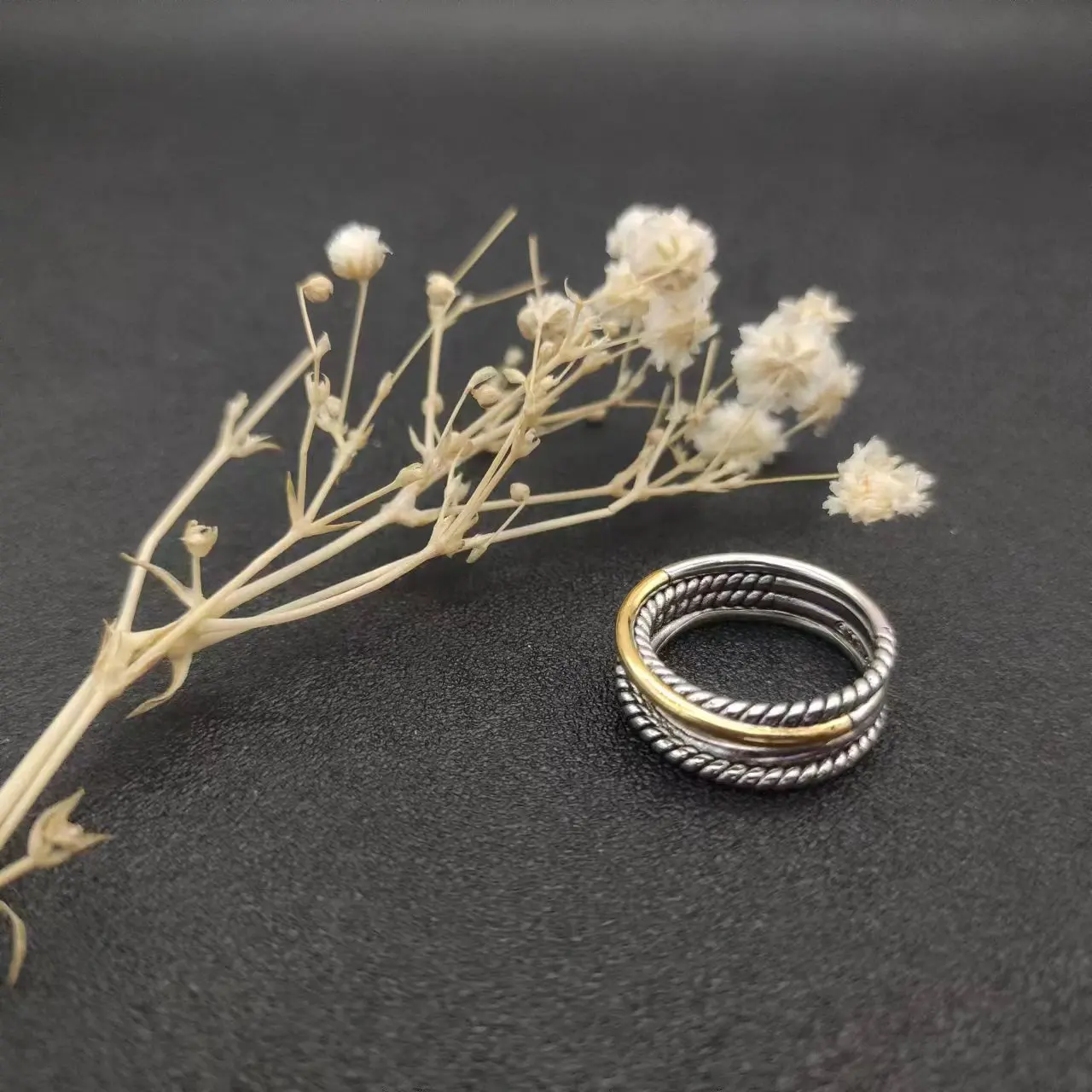 May High Quality DY Wholesale Twisted Wire Silver Plated Two-Tone Ring Gifts For Men And Women