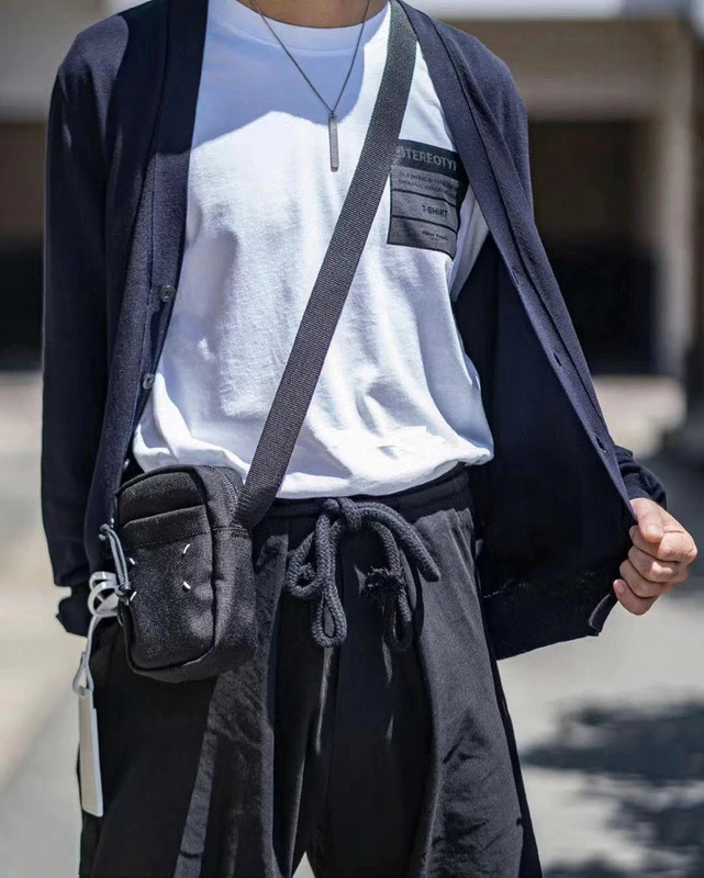 

Men and Women One-shoulder Small Bag Chest Bag Mini