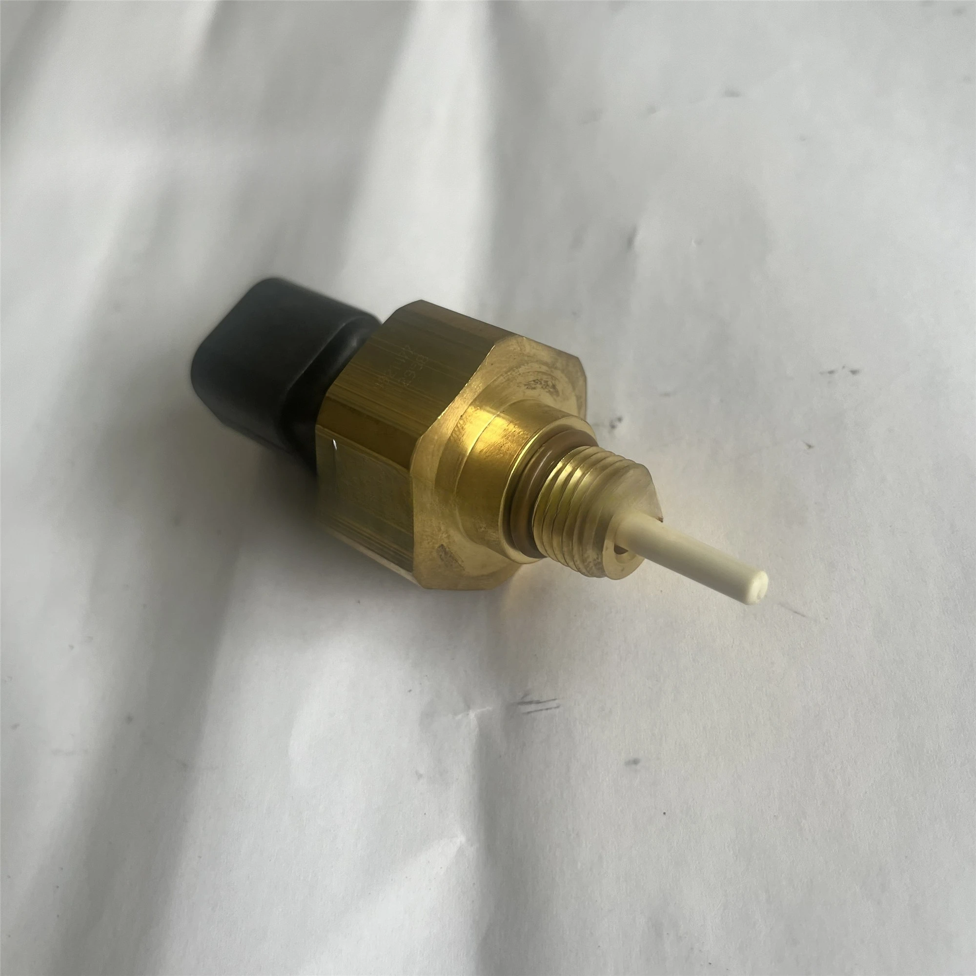 Датчик давления дизельного масла XCEC QSM11 ISM11 M11 4921477