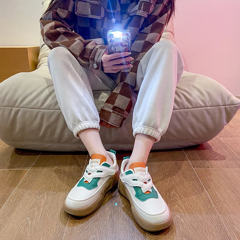 2023 Spring Korean version leisure student shoes Chaussures décontractées pour étudiants pour femmes height Increasing Shoes 4mm