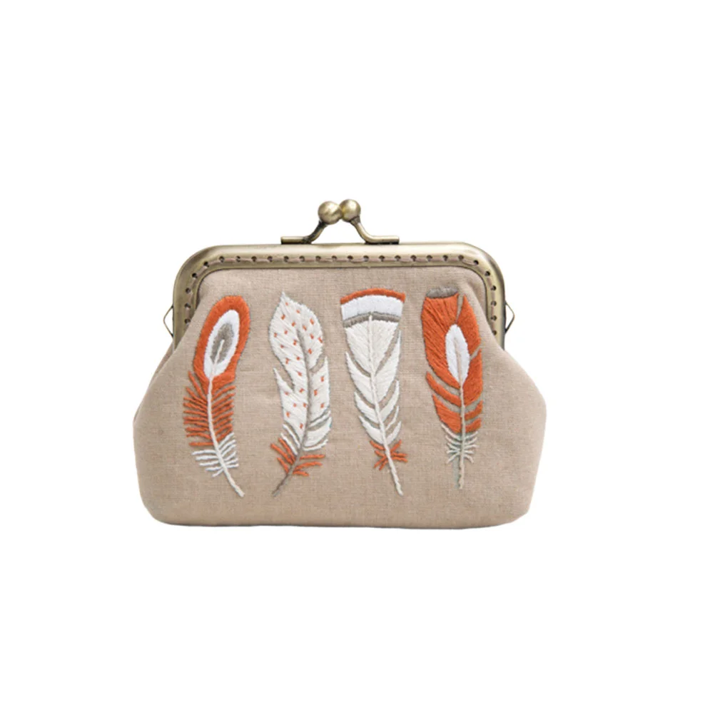 

1 Set Handmade Embroidery Starter Kit Kiss Clasp Lock Purse Clutch Bag DIY Embroidery Tools Kit with Wool Needle