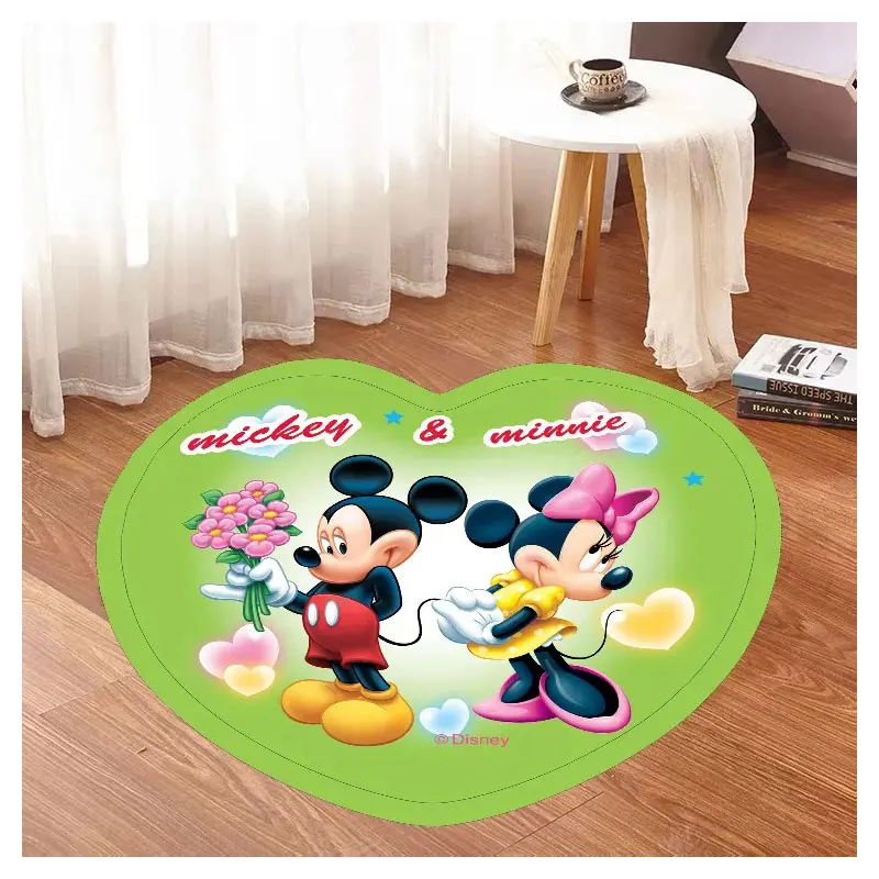 Детский игровой коврик Disney с Микки и Минни прикроватный в форме сердца для