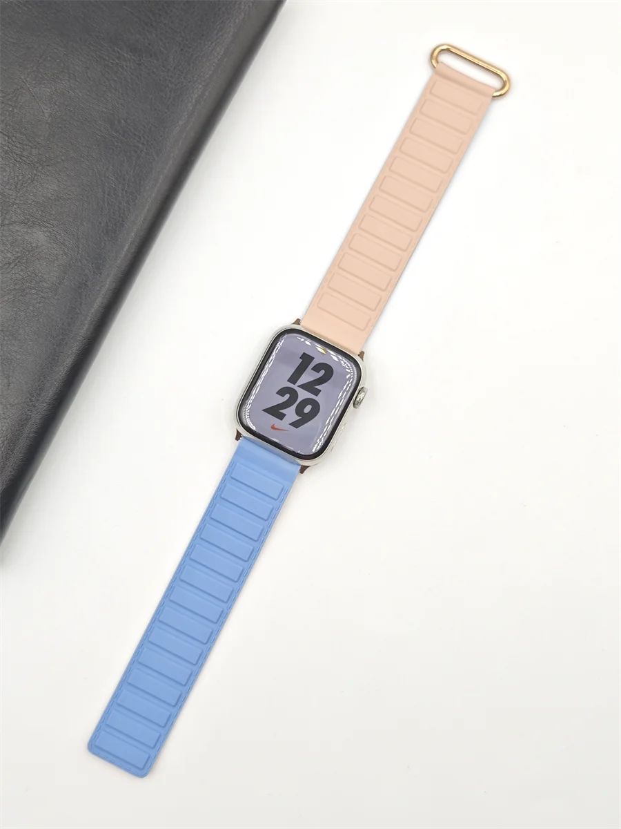 

Strong magnetic dual color skin friendly silicone strap suitable for Apple watch strap iwatchS9 87654SE Sport Ultra 49mm 45/41mm
