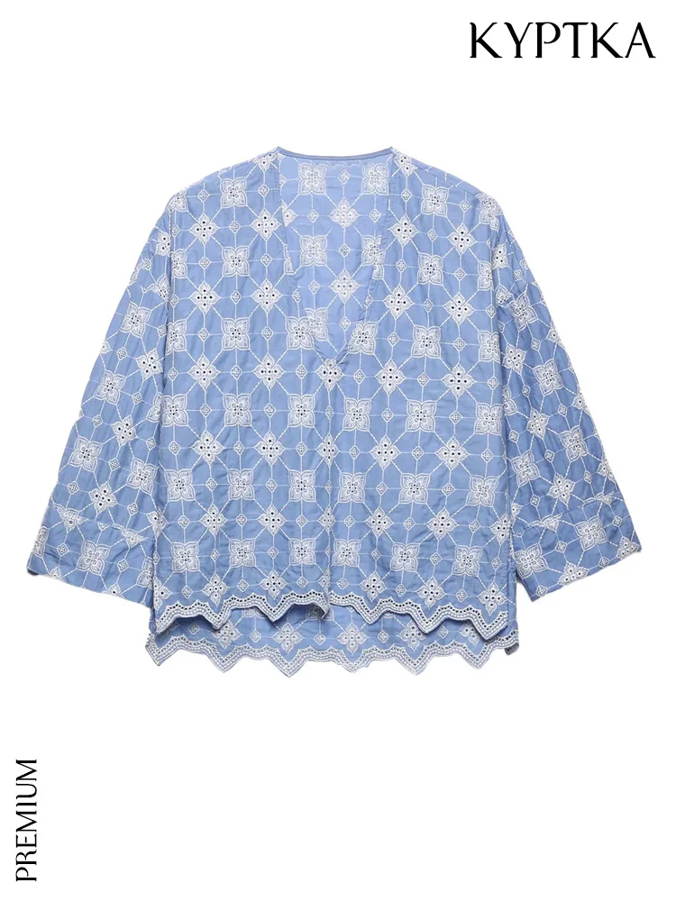 

Женская Асимметричная блузка KYPTKA, белая Свободная блузка с контрастной вышивкой, длинным рукавом и боковыми разрезами на лето 2019