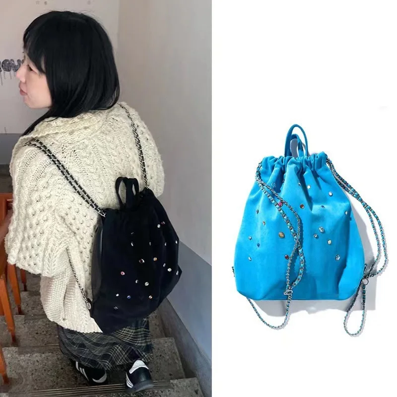 

2023 Fashion Chain High Capacity Drawstring Handbag Luxury Design Multicolour Rhinestones Aesthetic Women Backpack Travel Bag