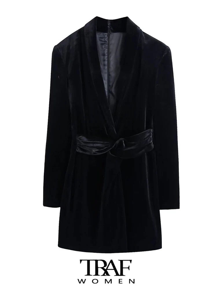 

Платье-мини бархатное с длинным рукавом и молнией сзади