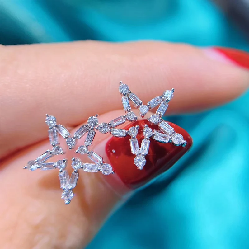 

New Romantic Five-Pointed Star Stud Earrings for Women Geometric Crystal Cubic Zirconia Delicate Girl Earrings Luxury Jewelry