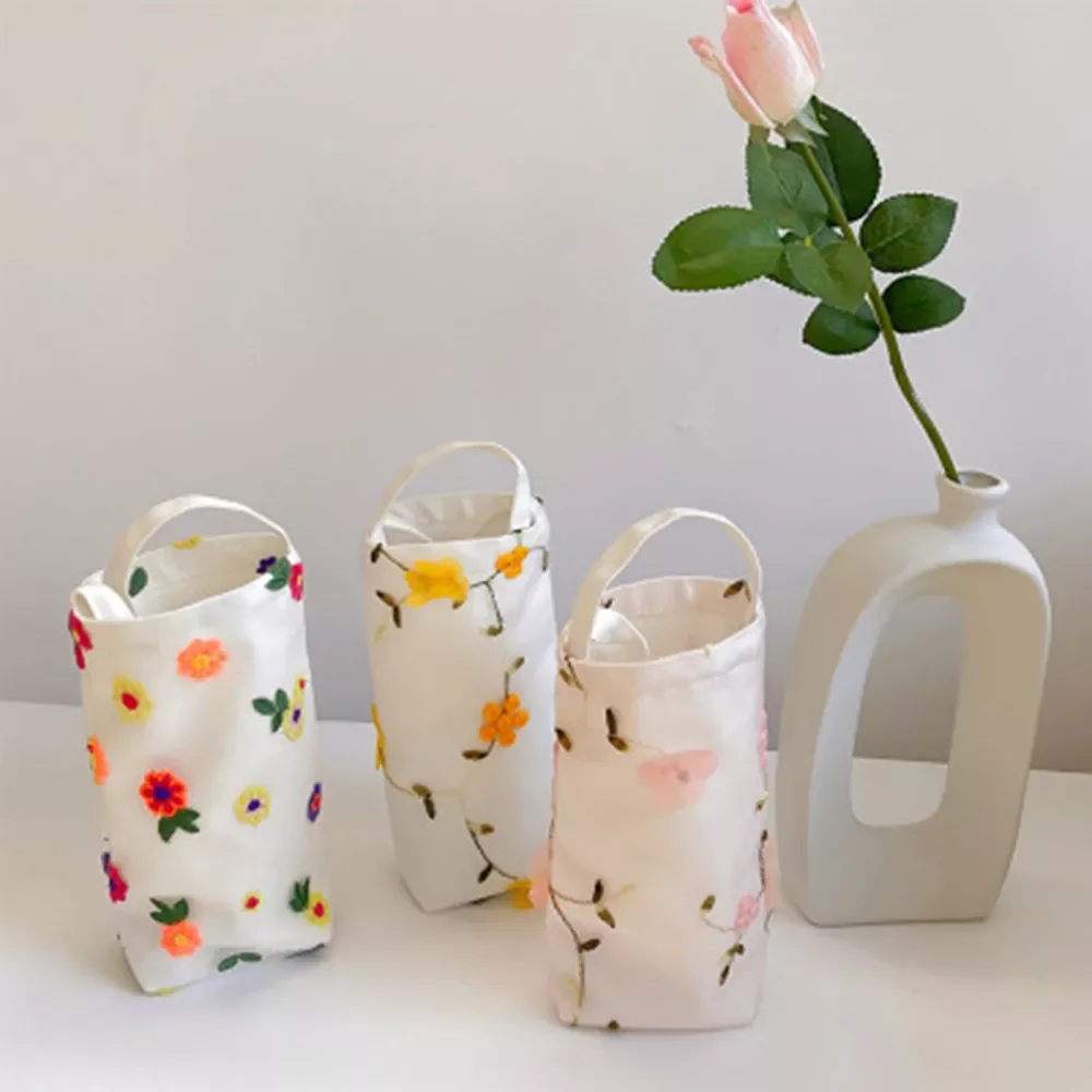 Three-dimensional Embroidery Craftsmanship Bottle Cover Simple Small Fresh Diagonal Canvas Water Cup Bag