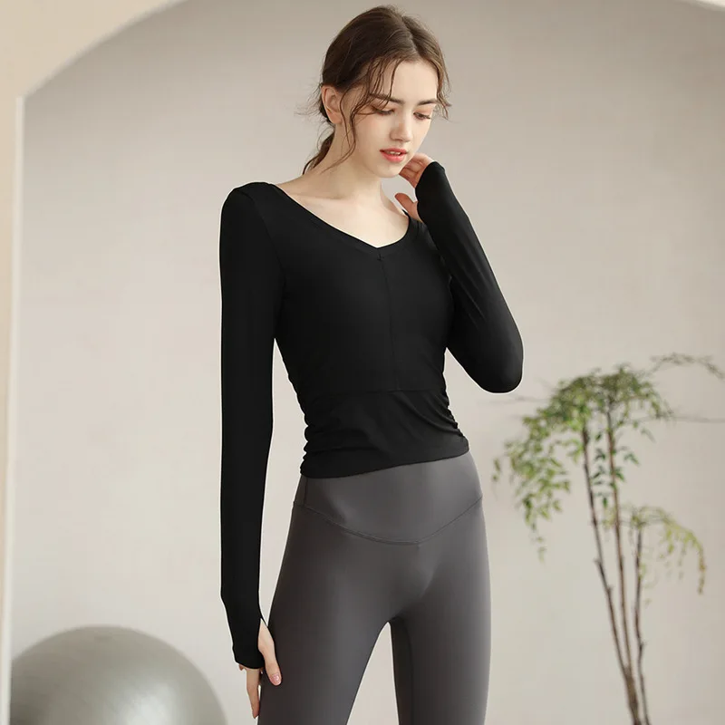 V-neck yoga top with breast pad, women's spring and summer long-sleeved high-end Pilates clothing, sports and fitness top sports